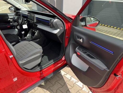 Citroën C3 C3 PLUS 1.2 PureTech 100 S&S MAN6