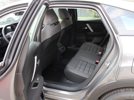 Citroën C4 PLUS PureTech 130 S&S EAT8  