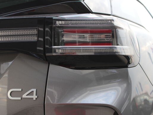 Citroën C4 PLUS PureTech 130 S&S EAT8  