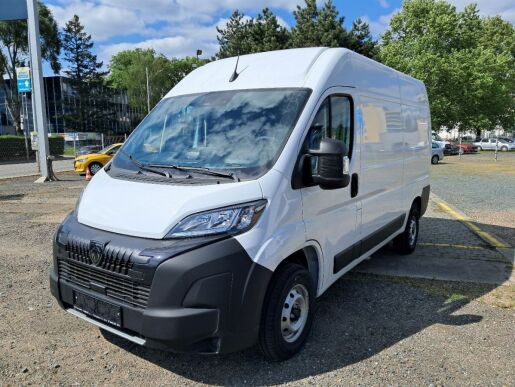 Peugeot Boxer Furgon 3300 L2H2 Blue HDi 140