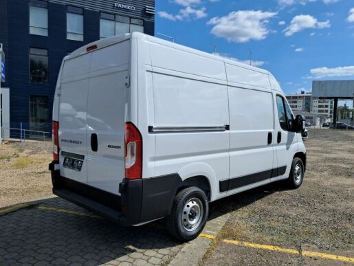 Peugeot Boxer Furgon 3300 L2H2 Blue HDi 140