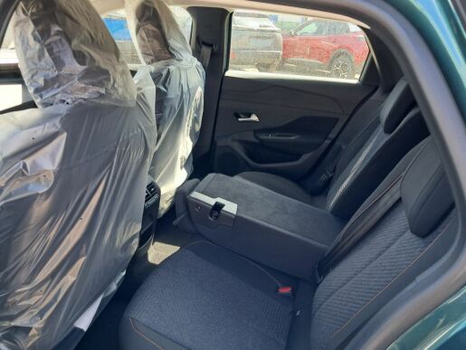 Peugeot 308 308 SW STYLE Hybrid 136 e-DCS6