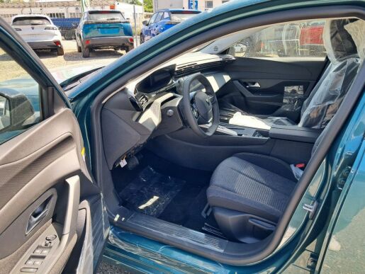 Peugeot 308 308 SW STYLE Hybrid 136 e-DCS6