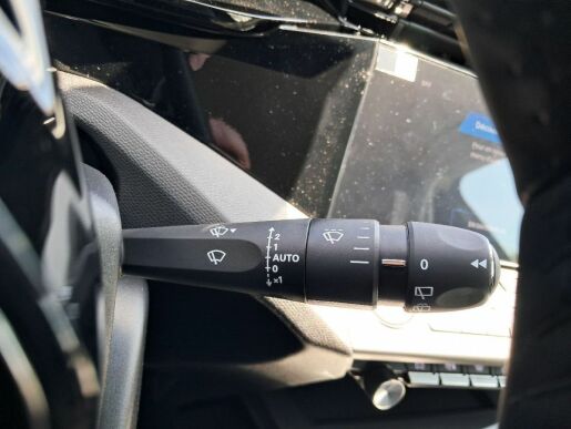Peugeot 308 308 SW STYLE Hybrid 136 e-DCS6