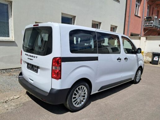 Peugeot Expert Combi Combi L2 2.0 BlueHDi 180 S&amp