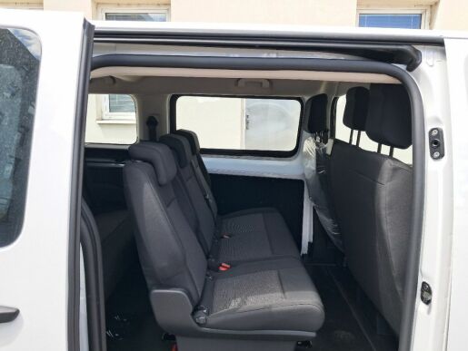 Peugeot Expert Combi Combi L2 2.0 BlueHDi 180 S&amp