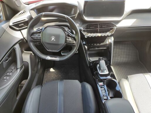 Peugeot 2008 GT 155k AUT8 DPH NAVI
