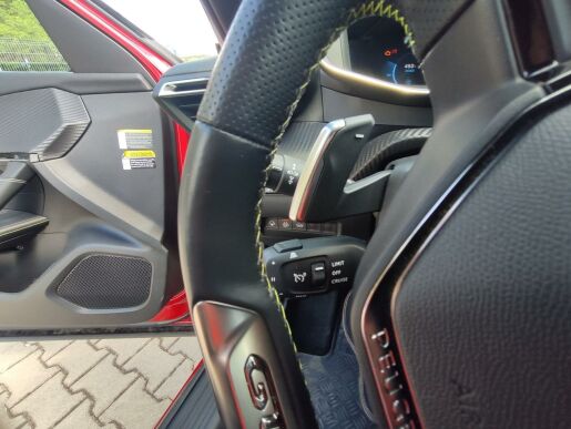 Peugeot 2008 GT 155k AUT8 DPH NAVI