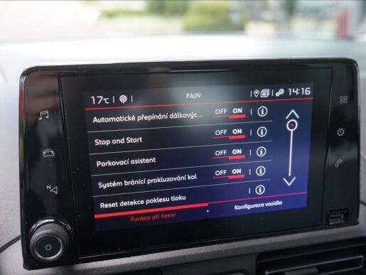 Citroën Berlingo osobní 1,5 BlueHDI  Shine-tažné EAT8