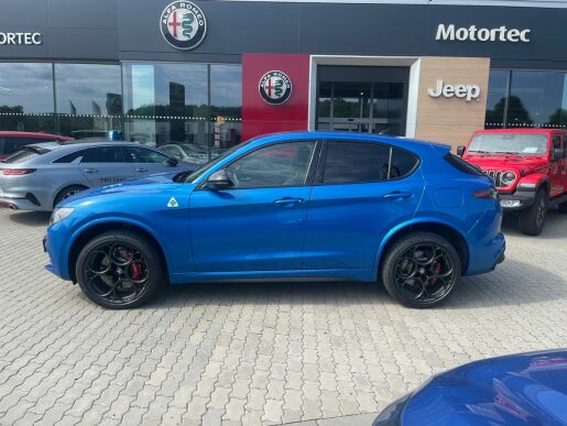 Alfa Romeo Stelvio Quadrifoglio MY23  V6