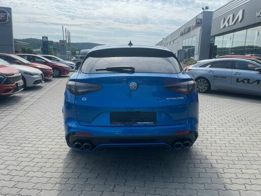 Alfa Romeo Stelvio Quadrifoglio MY23  V6