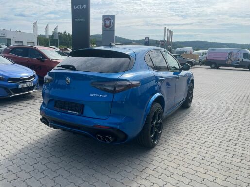 Alfa Romeo Stelvio Quadrifoglio MY23  V6