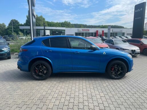 Alfa Romeo Stelvio Quadrifoglio MY23  V6