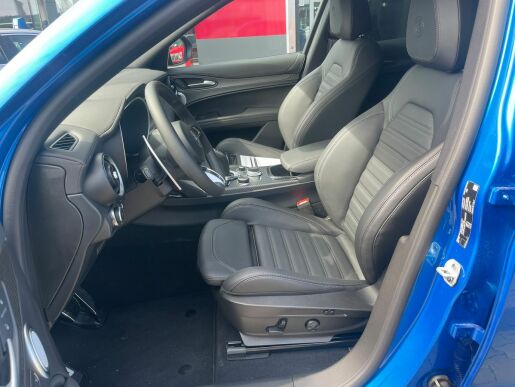 Alfa Romeo Stelvio Quadrifoglio MY23  V6