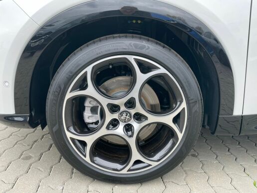 Alfa Romeo Ostatní Trenta 30 1,5 Turbo e-Hybrid