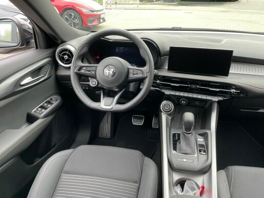 Alfa Romeo Ostatní Trenta30 1,5 Turbo e-Hybrid 16