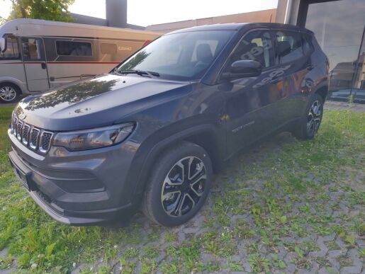 Jeep Compass Altitude 1,5 Turbo e-Hybrid