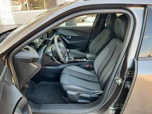 Peugeot 2008 ALLURE PACK 1.2 PT 130k M6