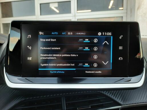 Peugeot 2008 ALLURE PACK 1.2 PT 130k M6