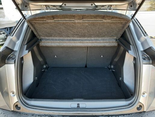 Peugeot 2008 ALLURE 1,2 PT 130k EAT8