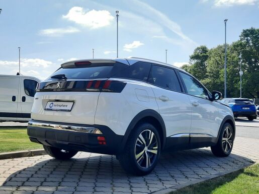 Peugeot 3008 ALLURE 1,5 BHDI 130k M6