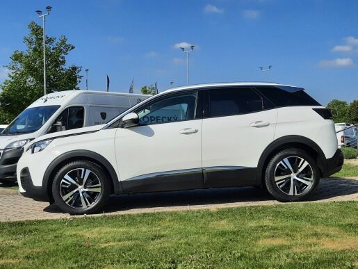 Peugeot 3008 ALLURE 1,5 BHDI 130k M6