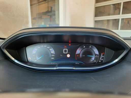 Peugeot 3008 ALLURE 1,5 BHDI 130k M6