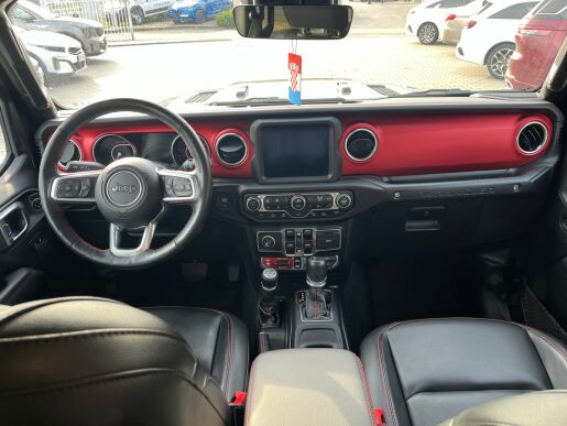 Jeep Wrangler 2.0T Unlimited Rubicon Auto