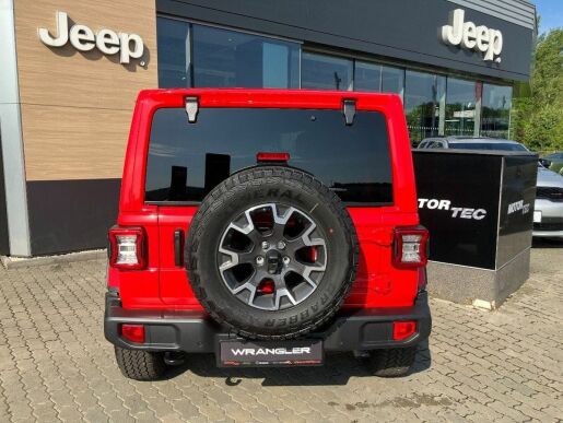 Jeep Wrangler Unlimited T 272k Sahara