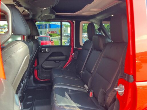 Jeep Wrangler Unlimited T 272k Sahara