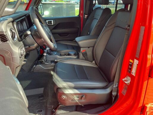 Jeep Wrangler Unlimited T 272k Sahara