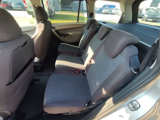 Citroën Grand C4 Picasso 2.0 HDI AUT 6 7 míst