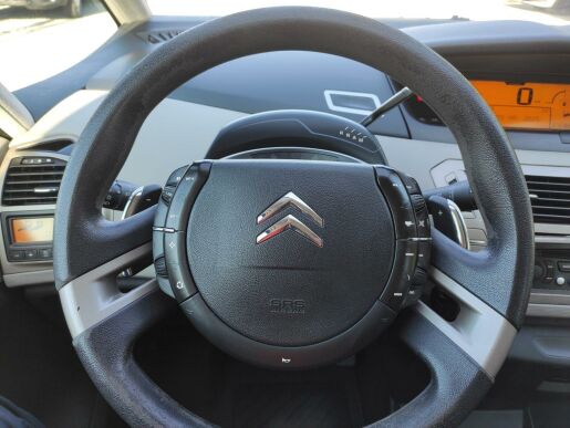 Citroën Grand C4 Picasso 2.0 HDI AUT 6 7 míst