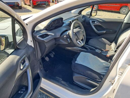 Peugeot 2008 1.2
