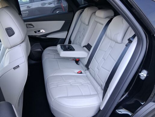 DS Automobiles DS7 Crossback OPERA 1.6 E-Tense 4x4 221 kW