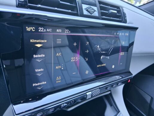 DS Automobiles DS7 Crossback OPERA 1.6 E-Tense 4x4 221 kW