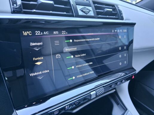 DS Automobiles DS7 Crossback OPERA 1.6 E-Tense 4x4 221 kW