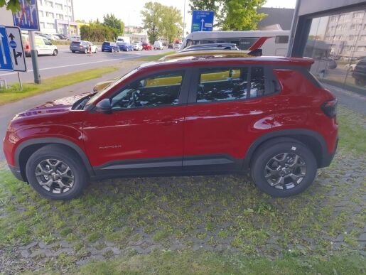 Jeep Avenger Longitude 1,2 Turbo 6 st.man.