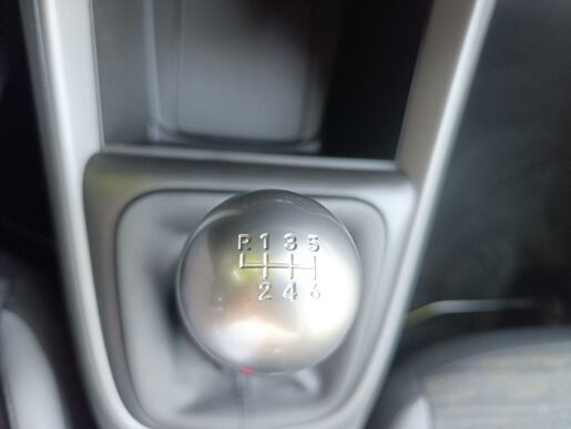 Jeep Avenger Longitude 1,2 Turbo 6 st.man.