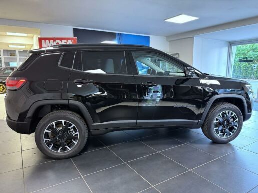 Jeep Compass 1.3T 240k AT 4xe eAWD PHEV Tra