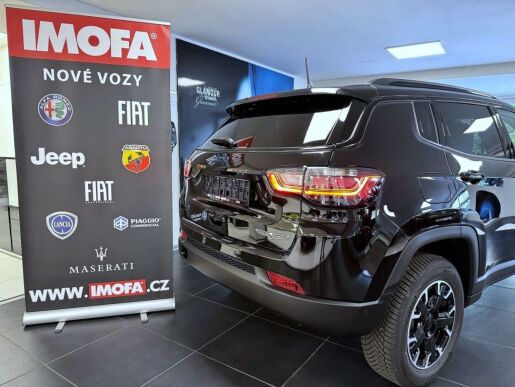 Jeep Compass 1.3T 240k AT 4xe eAWD PHEV Tra