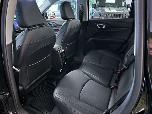 Jeep Compass 1.3T 240k AT 4xe eAWD PHEV Tra