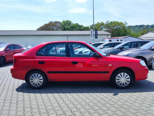 Hyundai Accent 1.5 i/63kW