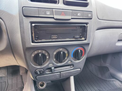 Hyundai Accent 1.5 i/63kW