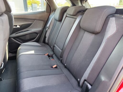 Peugeot 3008 1.2 PureTech/96kW Active Pack