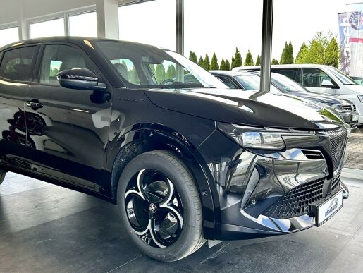 Alfa Romeo Junior 1.2T Q4 Speciale 145k