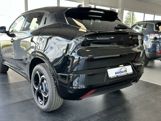 Alfa Romeo Junior 1.2T Q4 Speciale 145k
