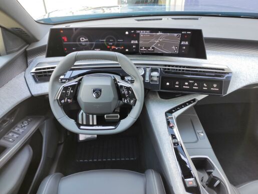 Peugeot 5008 GT Hybrid 145 e-AUT6