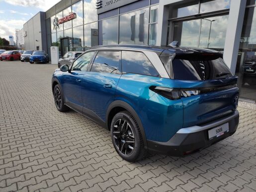 Peugeot 5008 GT Hybrid 145 e-AUT6