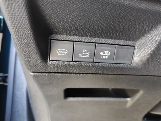 Peugeot 5008 GT Hybrid 145 e-AUT6